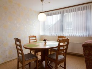 24007163-Ferienwohnung-4-Cuxhaven-300x225-1