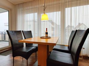 24055809-Ferienwohnung-4-Cuxhaven-300x225-3