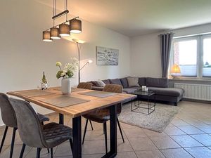 24055811-Ferienwohnung-4-Cuxhaven-300x225-1