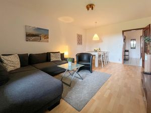 24055829-Ferienwohnung-4-Cuxhaven-300x225-1