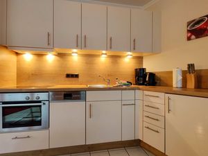 24055833-Ferienwohnung-4-Cuxhaven-300x225-5