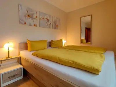 Fewo 16 Residenz Meeresbrandung Duhnen - Doppelbett mit zwei Matratzen