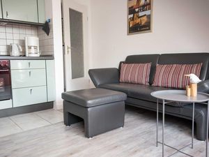 24055835-Ferienwohnung-4-Cuxhaven-300x225-3