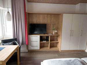 24055839-Ferienwohnung-2-Cuxhaven-300x225-5