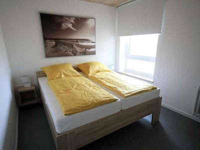 Fewo 7 Haus Seeluft Duhnen - Schlafzimmer mit bequemem Doppelbett