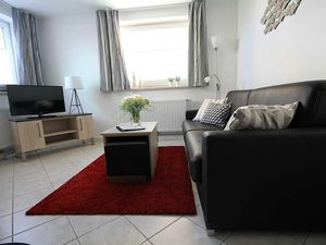 24055846-Ferienwohnung-4-Cuxhaven-300x225-1