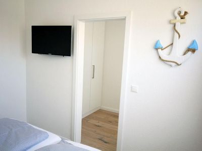 Fewo 3 Haus Seeluft Duhnen - Schlafzimmer 1 mit eigenem TV