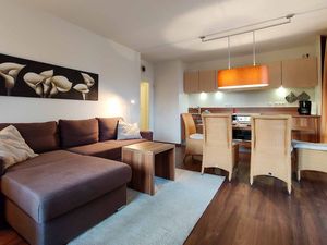 24055859-Ferienwohnung-4-Cuxhaven-300x225-2