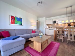 24055874-Ferienwohnung-6-Cuxhaven-300x225-2