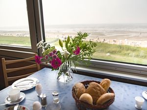 23523115-Ferienwohnung-4-Cuxhaven-300x225-1