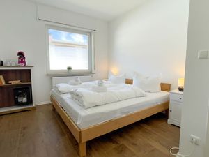 23523225-Ferienwohnung-2-Cuxhaven-300x225-3