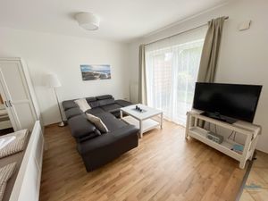 24007075-Ferienwohnung-2-Cuxhaven-300x225-1