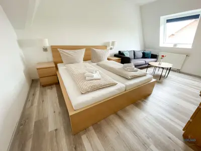 Cuxland-Fewo-Service - Residenz Grantz - Wohnung 3  - Schlafzimmer
