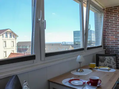 Cuxland-Fewo-Service - Haus Alte-Liebe Wohnung 404 Wohn/Schlafzimmer