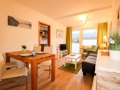 Cuxland-Fewo-Service-Haus Elbe-Wohnung 2-Wohnzimmer