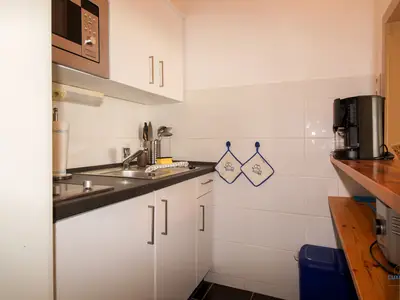 Cuxland-Fewo-Service - Haus Elisabeth-Wohnung 3-Küchenzeile