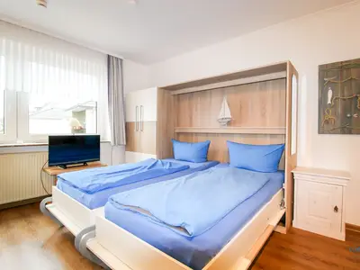 Cuxland-Fewo-Service-Haus Elbe-Wohnung 11-Wohn/Schlafraum