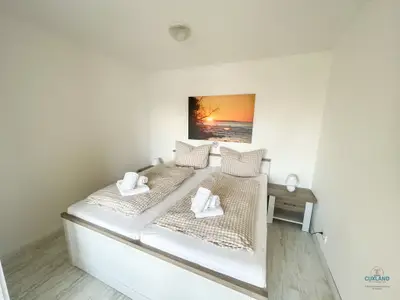 Cuxland-Fewo-Service-Haus Elbe-Wohnung 9-Wohn/Schlfraum