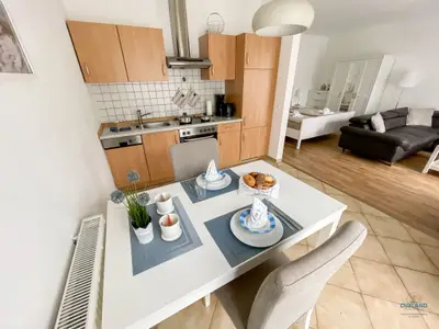 Cuxland-Fewo-Service - Residenz Grantz - Wohnung 2  - Küche - Esszimmer