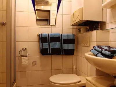 Cuxland-Fewo-Service - Haus Atlantic  - Wohnung 607 A  - Badezimmer