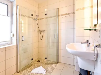 Ferienwohnung für 2 Personen (49 m²) in Duhnen 8/10