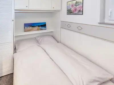 Ferienwohnung für 4 Personen (38 m²) in Duhnen 9/10