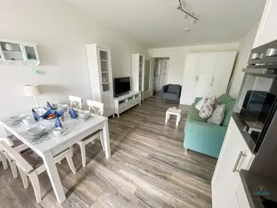 Cuxland-Fewo-Service-Haus Essen-Wohnung 10-Wohn/Schlfraum