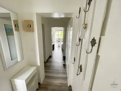 Cuxland-Fewo-Service-Haus Essen-Wohnung 10-Flur