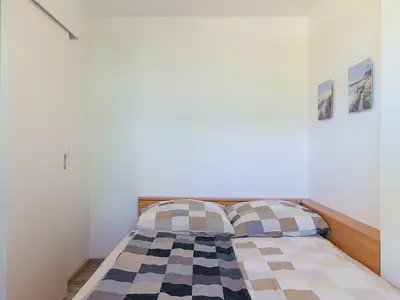 Cuxland-Fewo-Service-Haus Essen-Wohnung 12-Schlafzimmer