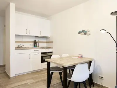 Ferienwohnung für 4 Personen (54 m²) in Duhnen 2/10
