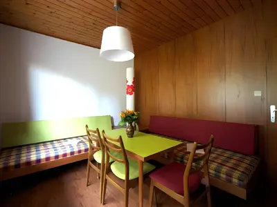 Photo, INSIDE, OUTSIDE