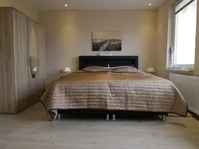 Das Boxspringbett ist 1,80m x 2,00m