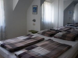 23363427-Ferienwohnung-4-Daisendorf-300x225-5