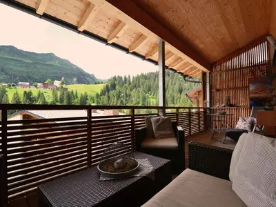 Balkon Blick Richtung Dorfmitte