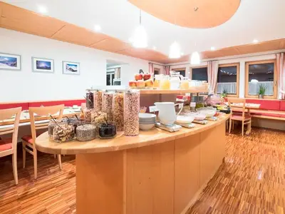 Ferienwohnung für 5 Personen (42 m²) in Damüls 9/10