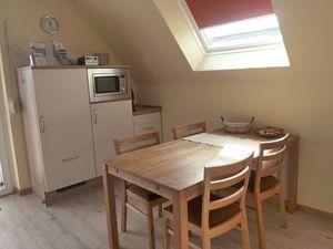 23921513-Ferienwohnung-4-Dangast-300x225-5