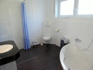 23993957-Ferienwohnung-4-Dangast-300x225-4