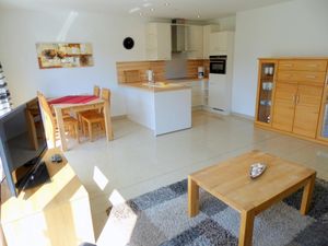 23993957-Ferienwohnung-4-Dangast-300x225-5