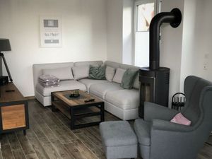 23953816-Ferienwohnung-7-Dangast-300x225-3