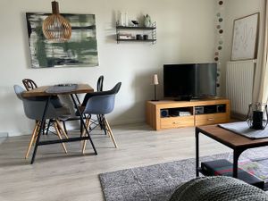 24046353-Ferienwohnung-3-Dangast-300x225-4