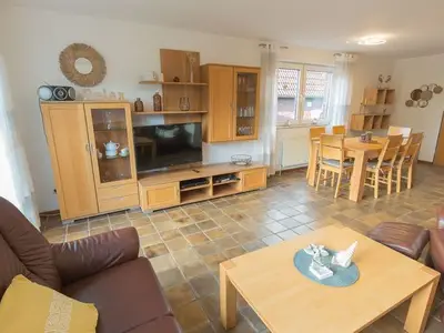 Ferienwohnung für 7 Personen (75 m²) in Dangast 1/10