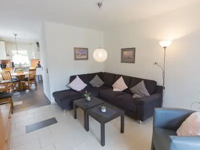 Ferienwohnung für 6 Personen (85 m²) in Dangast 1/10