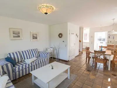 Ferienwohnung für 7 Personen (95 m²) in Dangast 1/10