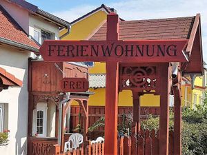 18316367-Ferienwohnung-3-Dargen-300x225-1