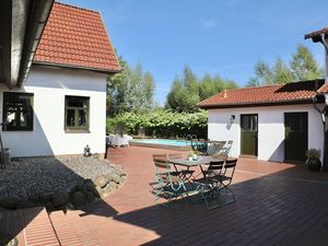 22600907-Ferienwohnung-7-Dargun-300x225-2