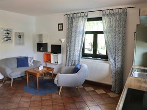 22600919-Ferienwohnung-3-Dargun-300x225-3