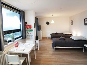 23483584-Ferienwohnung-2-Darmstadt-300x225-1