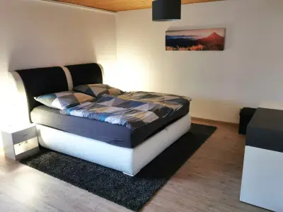 Schlafzimmer.