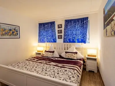 Ferienwohnung für 6 Personen (90 m²) in Schalkenmehren 7/10