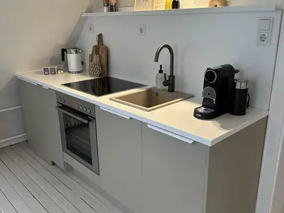 Voll ausgestattete Küchenzeile